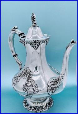Antique Reed Barton Silver Plate Large King Francis Tea Pot Coffee Pot Hot 1650