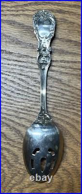 Francis 1st by Reed Barton Pierced Serving Spoon No Monogram Old Mark