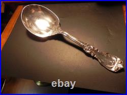 Francis 1st by Reed and Barton Sterling Silver Vegetable Spoon 9 154 grams ubc