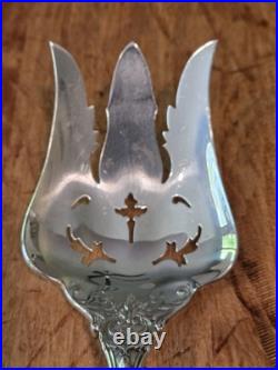 RARE Francis I Reed & Barton Sterling Pierced Salad Serving Fork 9 1/2 Old Mark
