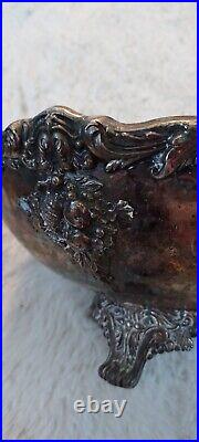 Reed & Barton 1684 King Francis Silverplate Fruit Decor Bowl 11.5 long