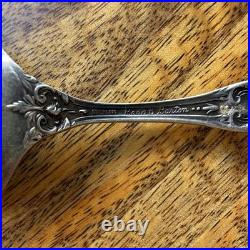 Reed & Barton FRANCIS I Sterling Silver Pierced Olive Nut Spoon 4-3/4 NO MONO