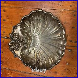 Reed & Barton Francis I Silver Large Clam Shell Dish 1936 fancy feet Oysters