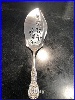 Reed & Barton Francis I Sterling Silver Fish Server Pierced 11 3/4 190 grams