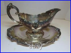 Vintage Reed Barton King Francis Gravy Boat & Underplate Silver plate 1673