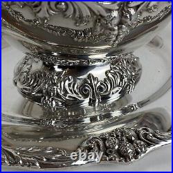 Vintage Reed Barton King Francis Gravy Boat & Underplate Silver plate 1673