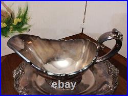 Vintage Reed & Barton King Francis Gravy Boat With Tray, Silver Plate, 1673